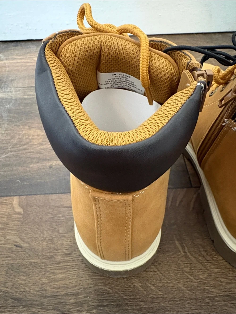 NWT Thereabouts Honey Tan Lace-Up Side Zipper Ankle Boots Size 3